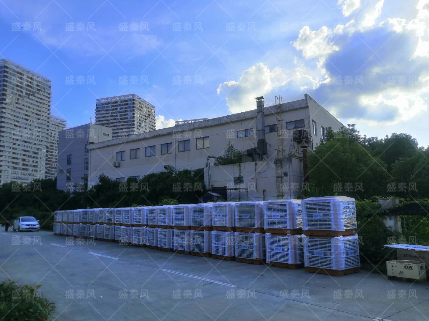 闷热车间降温通风选择什么设备好？湖北冷风机厂家解答